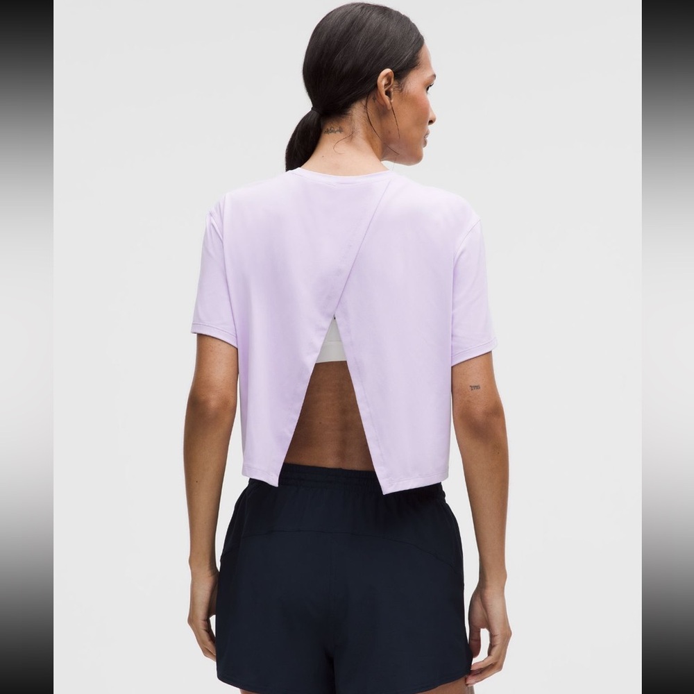 Pace Crush Cross-Back Graphic T-Shirt - Lavender Frost - Picture 2 of 3